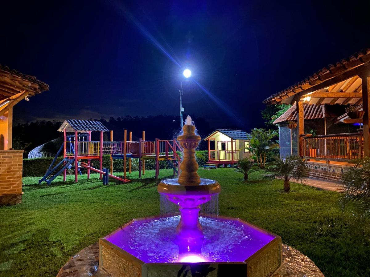 La Victoria Hotel Campestre กิมบายา ภายนอก รูปภาพ