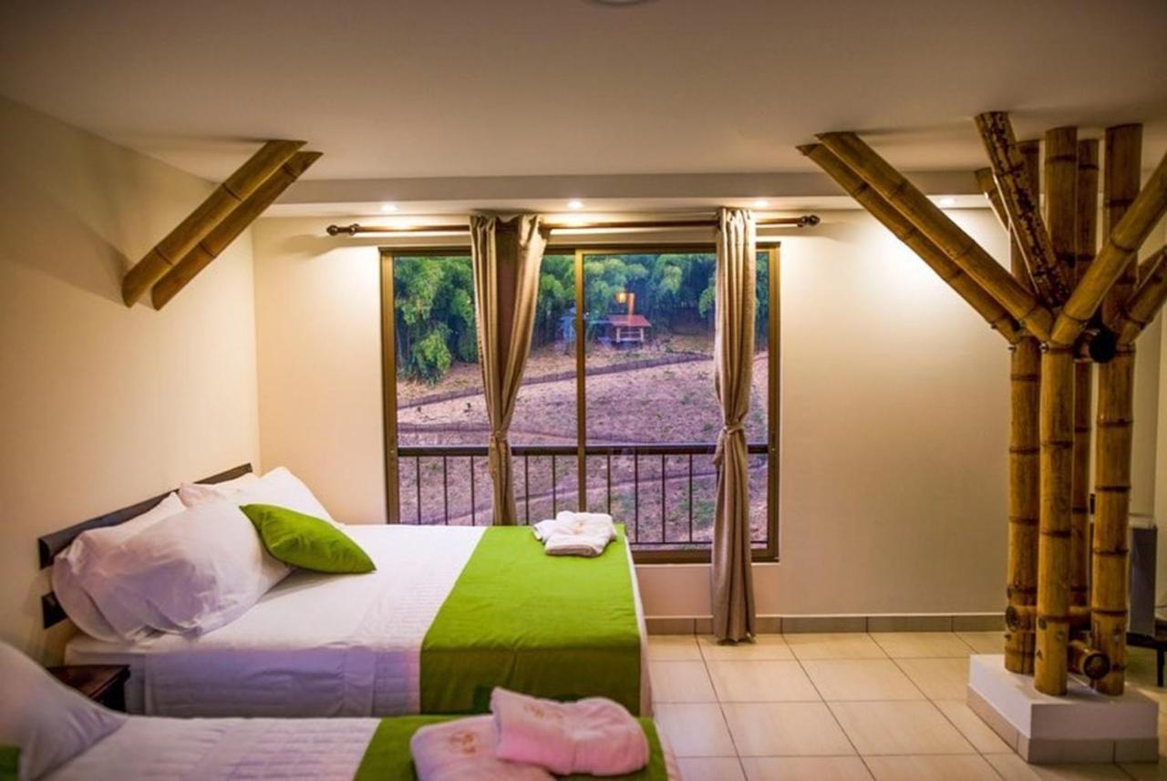 La Victoria Hotel Campestre กิมบายา ภายนอก รูปภาพ