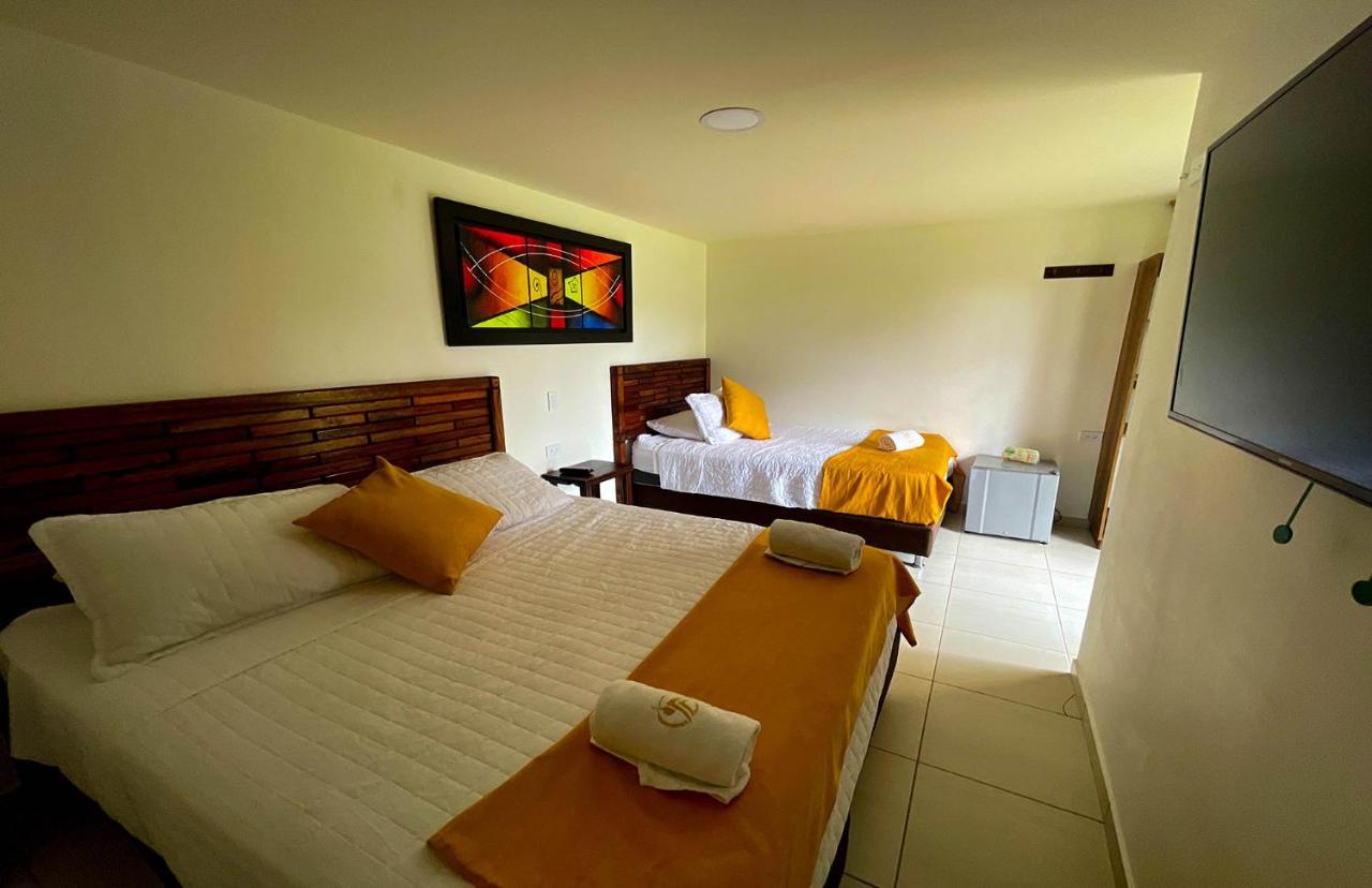 La Victoria Hotel Campestre กิมบายา ภายนอก รูปภาพ