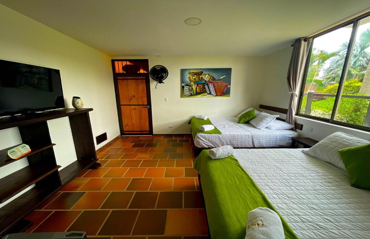 La Victoria Hotel Campestre กิมบายา ภายนอก รูปภาพ